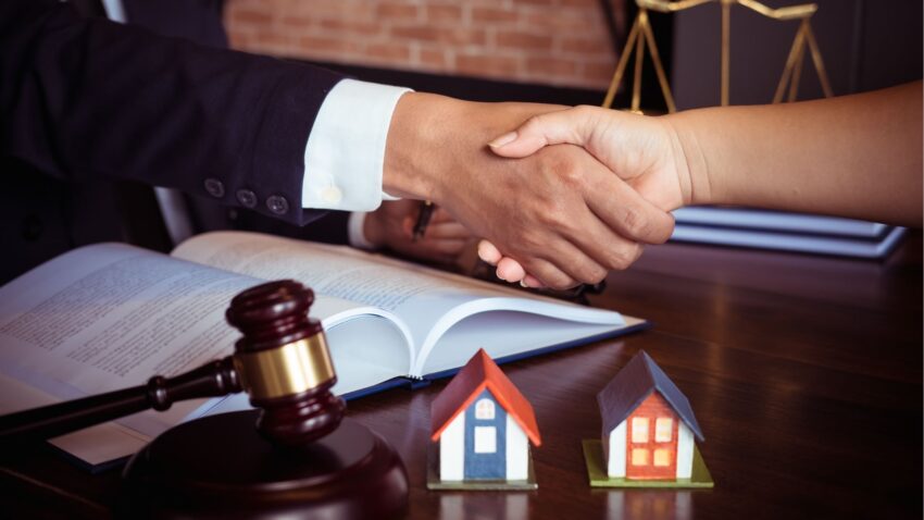 Ingatlan adásvételi szerződés Újváry Zsolt Ügyvédi Irodától